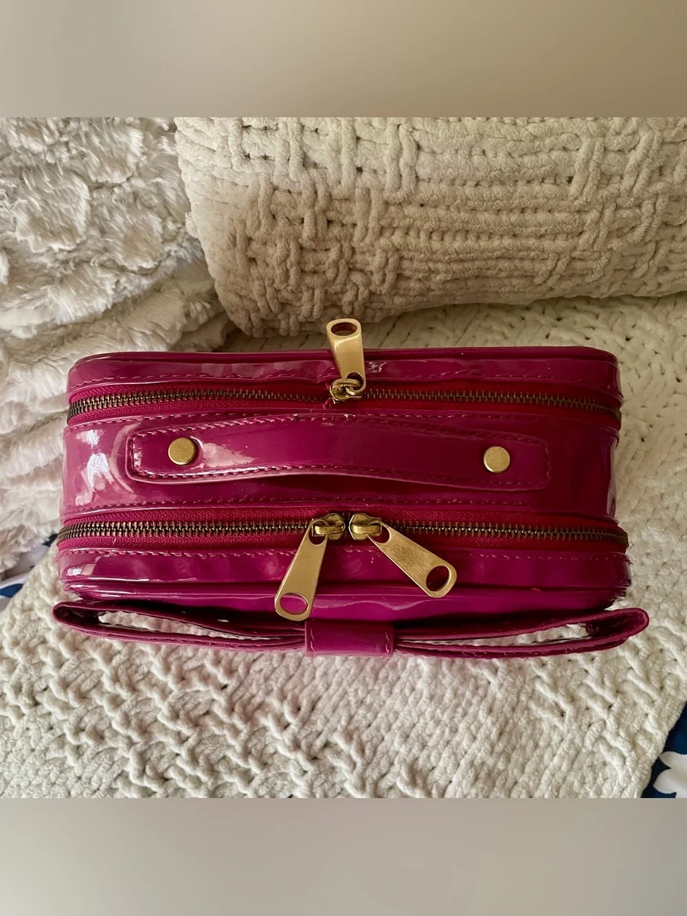 ZAC Zac Posen Patent Cosmetic Case / Makeup Bag – Fuchsia